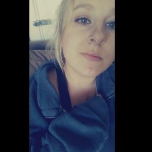 Meet your Posher, Kasie